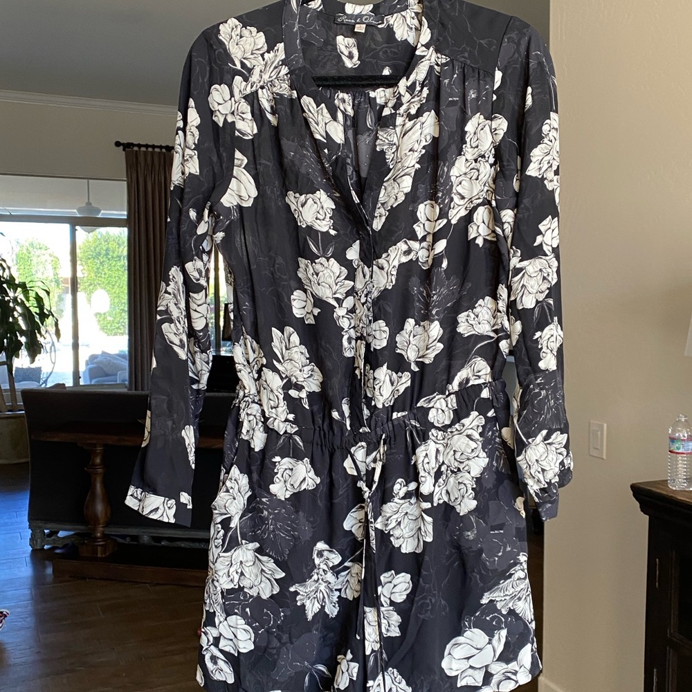 Floral black and white romper! Size S